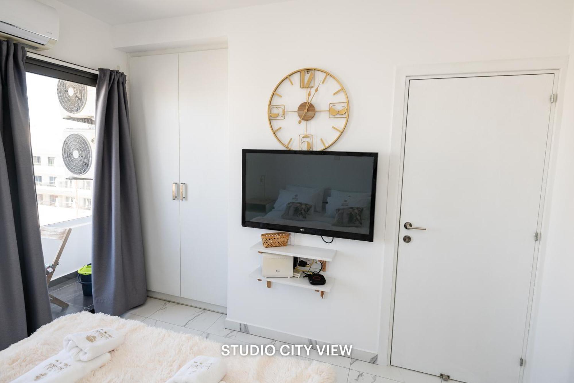 Lazuli City & Seaview Apartments Ларнака Номер фото